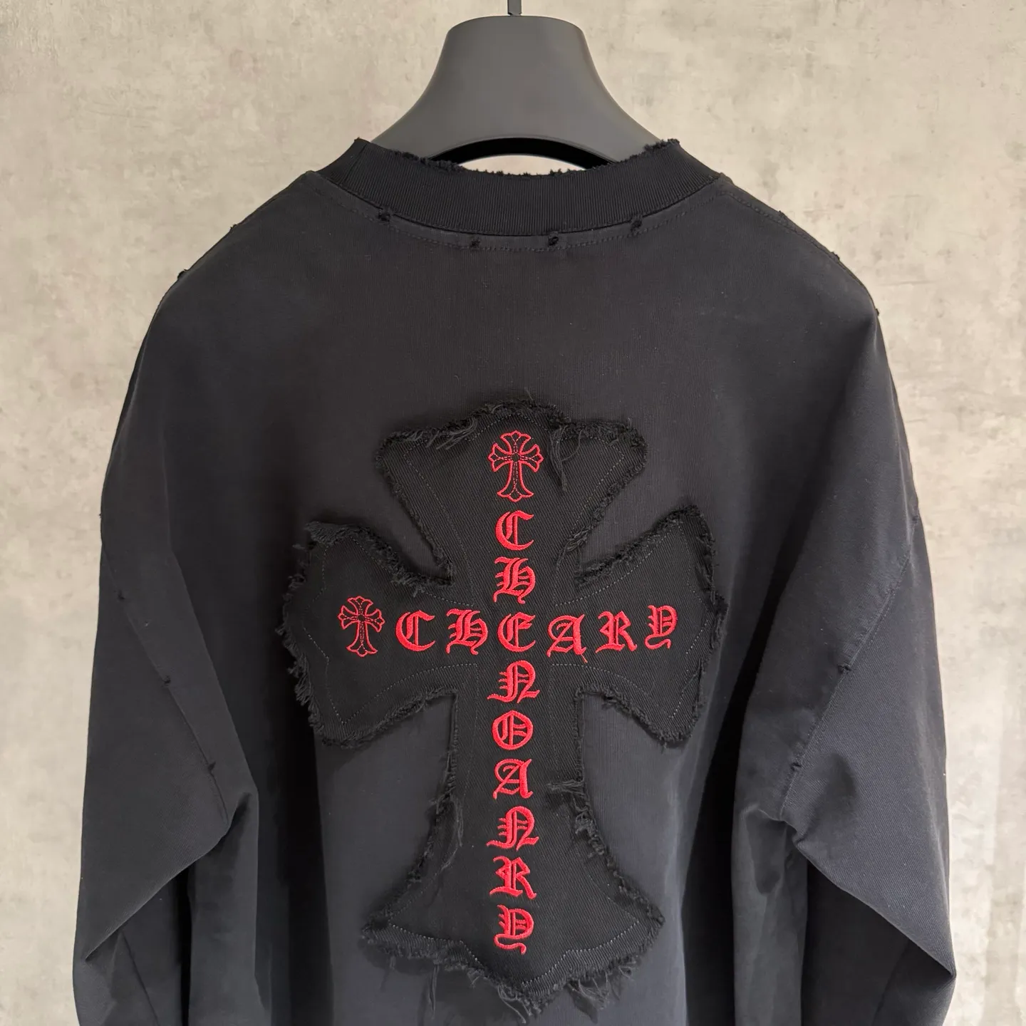 🅿️350 [Strict quality control] CH Croixin's new long-sleeved sweatshirt T-shirt. Heavy 420g double yarn fabric. Wash the whole garment twice. Frayed and torn on all four sides. Heavy fabric. The neckline is made of icy Solona. Loose fit. Deep, wide and stylish. No deformation or shrinkage. Color: 3 colors, black, white and gray. Size: M-2xl